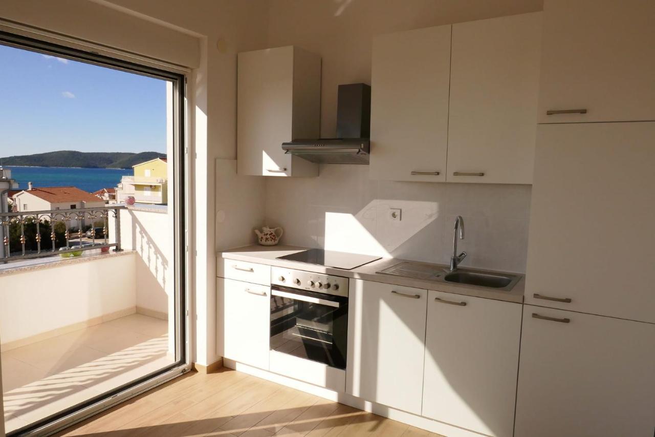Apartment Ana, Sibenik - Brodarica